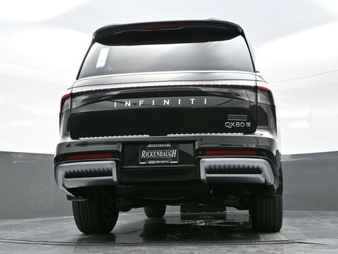 Used 2025 INFINITI QX80 Luxe image 13