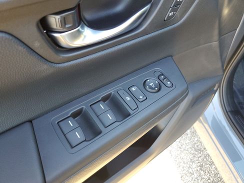 Certified 2025 Honda CR-V Sport-L image 27