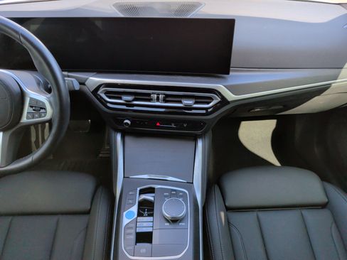 Certified 2023 BMW i4 eDrive40 w/ M Sport Package RWD image 34