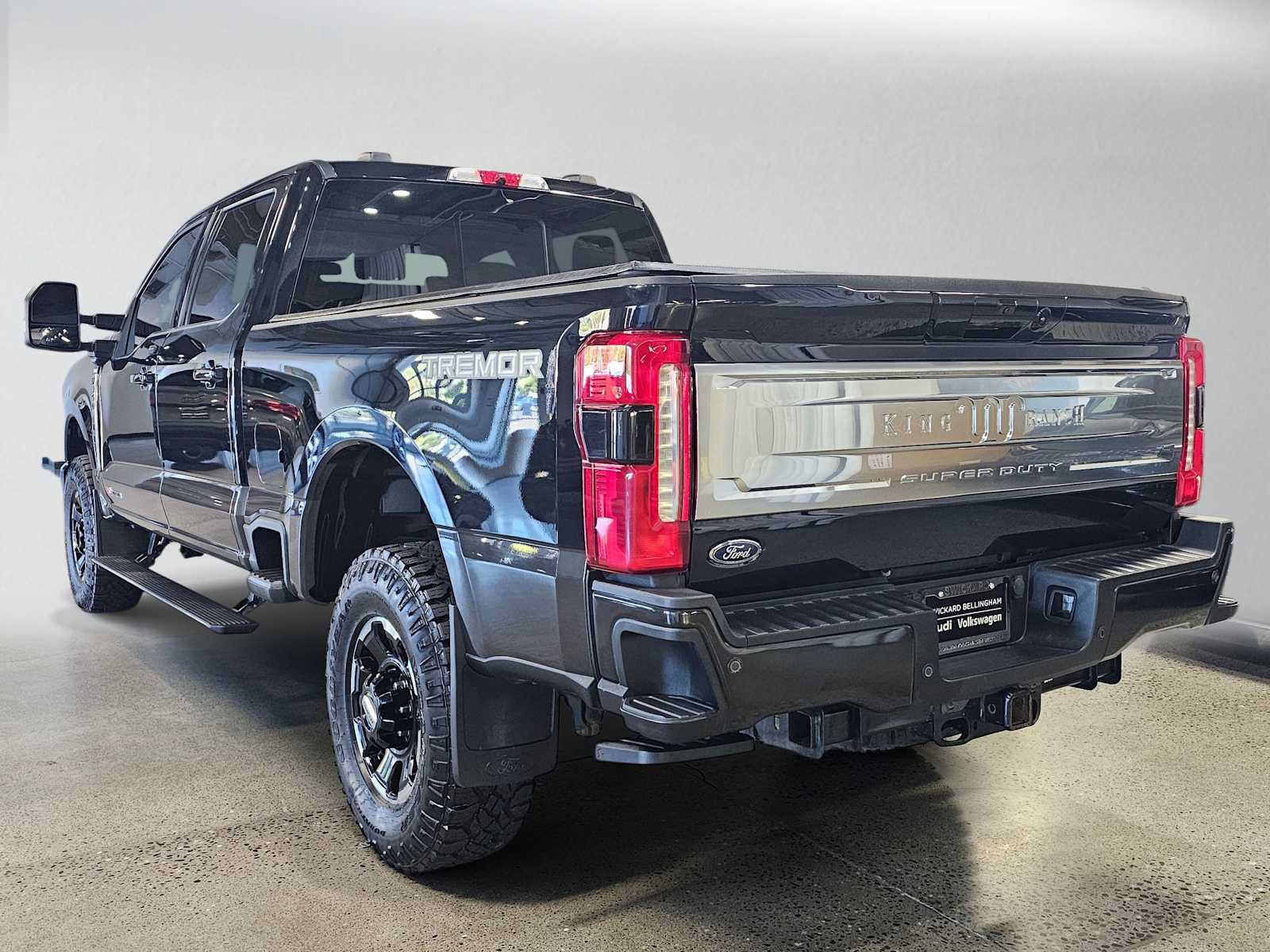 Used 2025 Ford F350 King Ranch w/ Tremor Off-Road Package AWD/4WD image 5