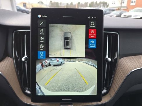 New 2026 Volvo XC60 B5 Plus w/ Climate Package AWD/4WD image 32