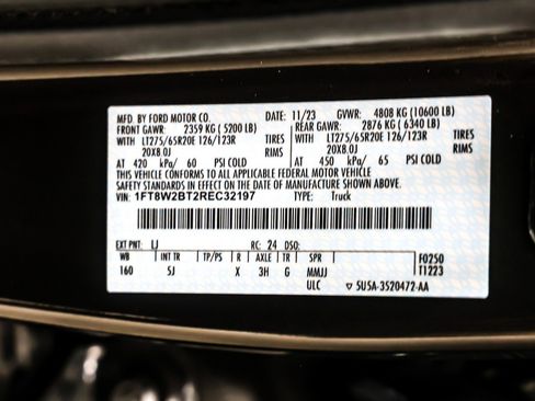 Used 2024 Ford F250 Lariat w/ Chrome Package image 25