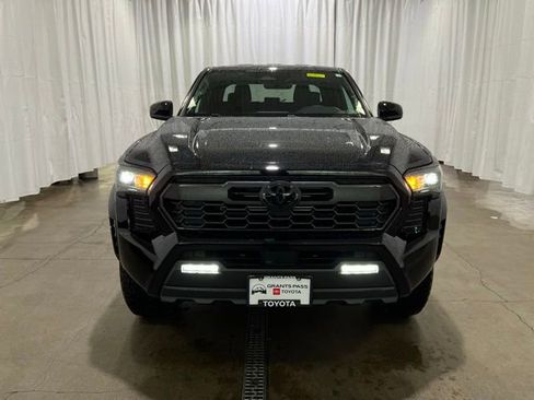 New 2026 Toyota Tacoma TRD Off-Road AWD/4WD image 8