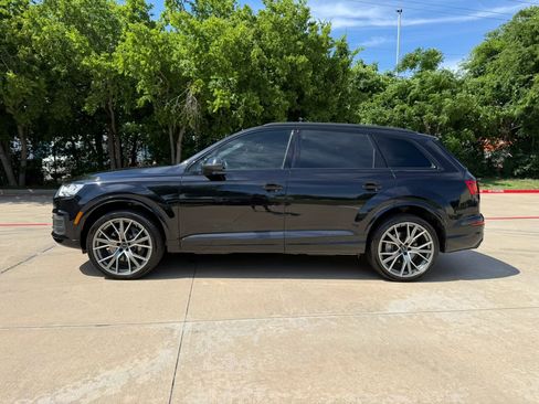 Used 2019 Audi Q7 3.0T Prestige AWD/4WD image 3