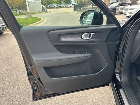 New 2026 Volvo EX40 Plus w/ Climate Package image 16