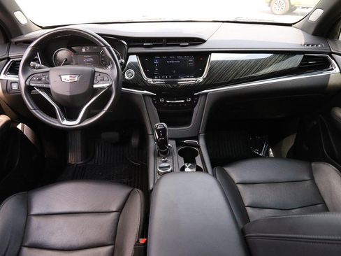 Used 2023 Cadillac XT6 Premium Luxury AWD/4WD image 25