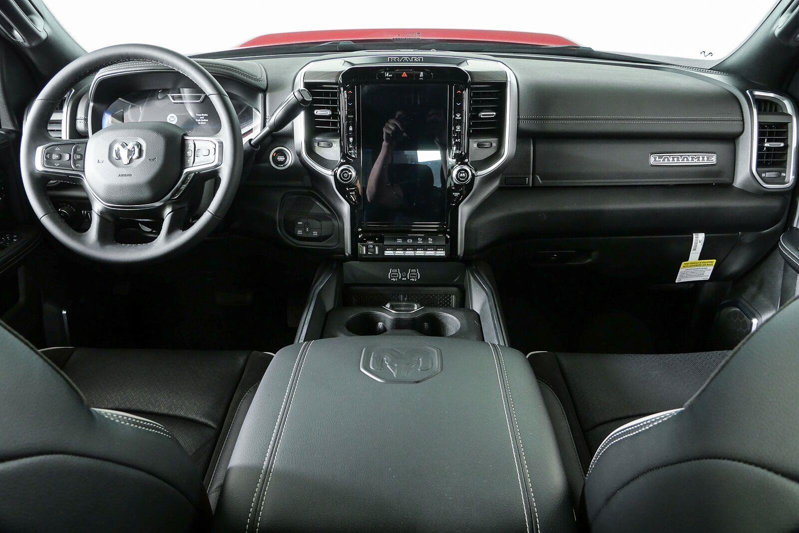 Used 2026 RAM 2500 Laramie w/ Night Edition AWD/4WD image 18