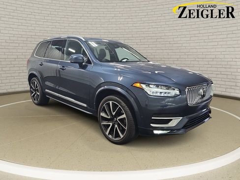 Used 2023 Volvo XC90 B6 Plus w/ Protection Package AWD/4WD image 3