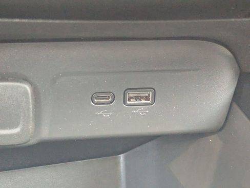 Used 2025 Chevrolet Trax ACTIV w/ Driver Confidence Package FWD image 26
