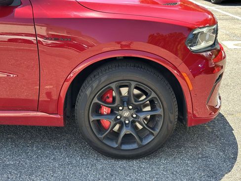 Used 2021 Dodge Durango R/T w/ Tow 'N Go Group AWD/4WD image 9
