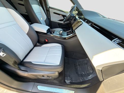 New 2026 Land Rover Range Rover Evoque Dynamic SE image 14