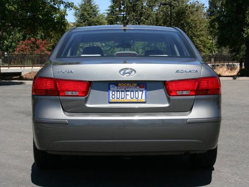 Used 2009 Hyundai Sonata GLS FWD image 6