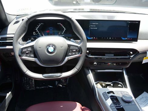 Used 2025 BMW 330i Sedan w/ Convenience Package RWD image 7
