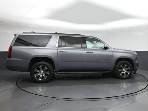 Used 2020 Chevrolet Suburban LT AWD/4WD image 8