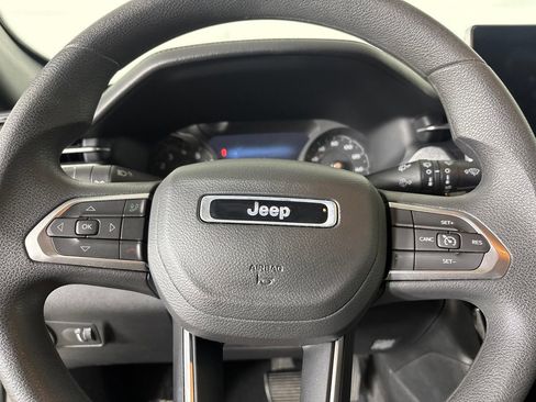Used 2023 Jeep Compass Sport AWD/4WD image 13