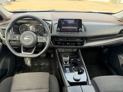 Used 2023 Nissan Rogue SV AWD/4WD image 9