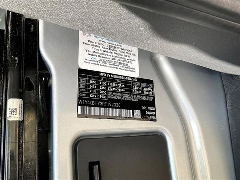 New 2024 Mercedes-Benz Sprinter 2500 w/ Acoustic Package image 19