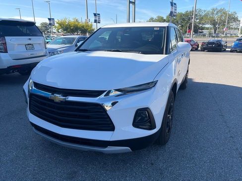 Used 2022 Chevrolet Blazer LT FWD image 2