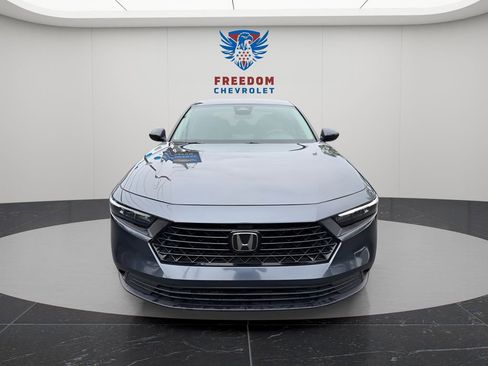 Used 2025 Honda Accord LX image 9