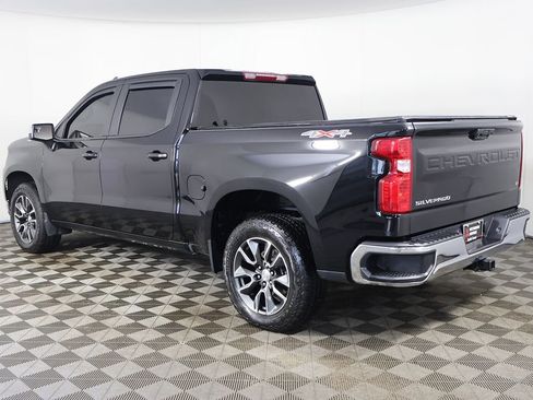 Used 2024 Chevrolet Silverado 1500 LT image 8