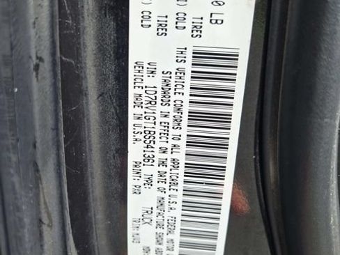 Used 2011 RAM 1500 Outdoorsman AWD/4WD image 34
