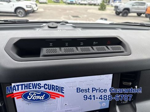 New 2026 Ford Bronco Badlands AWD/4WD image 18