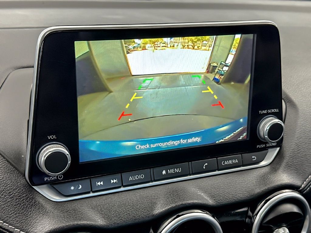 Used 2025 Nissan Sentra SV FWD image 17