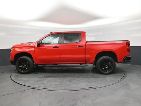 Used 2024 Chevrolet Silverado 1500 LT Trail Boss w/ Protection Package AWD/4WD image 7