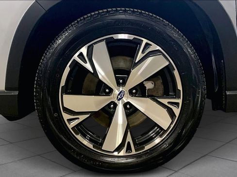 Used 2020 Subaru Forester Touring image 11