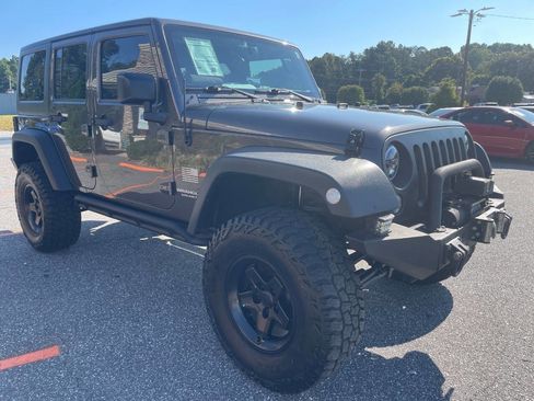 Used 2017 Jeep Wrangler Unlimited Sport w/ Quick Order Package 24S image 7