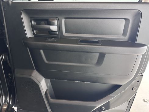 Used 2017 RAM 1500 Express w/ Black Ram 1500 Express Group image 25