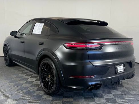 Used 2023 Porsche Cayenne GTS image 4