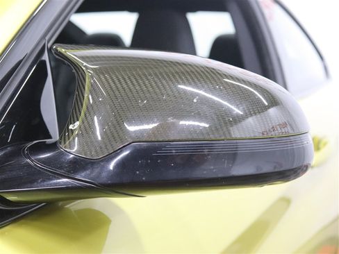 Used 2017 BMW M4 Coupe RWD image 16