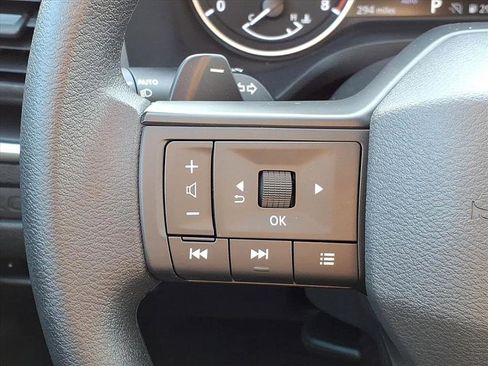 Used 2026 Nissan Rogue S image 28