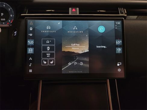 Used 2026 Land Rover Range Rover Velar Dynamic SE image 17