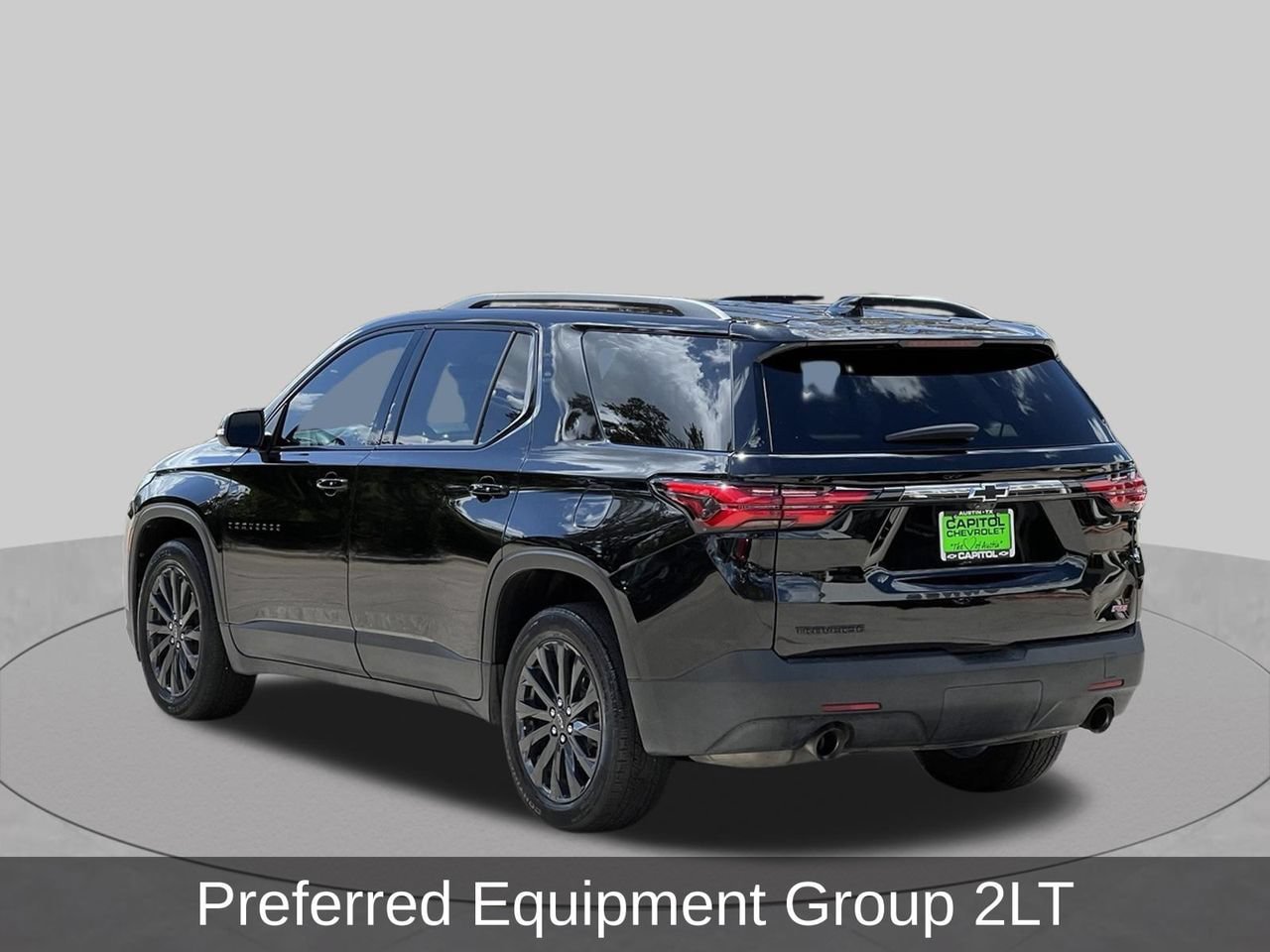 Certified 2023 Chevrolet Traverse RS FWD image 3