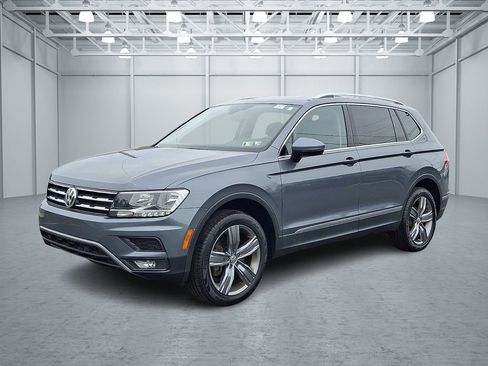 Certified 2020 Volkswagen Tiguan SEL AWD/4WD image 3