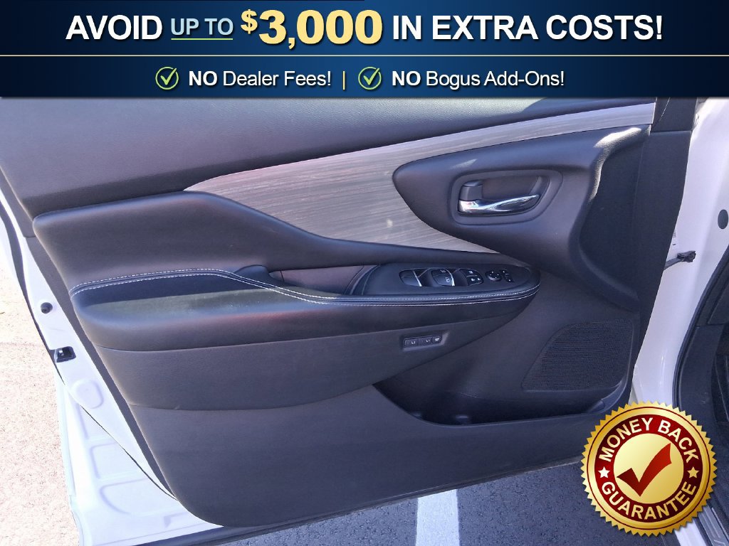 Used 2015 Nissan Murano Platinum w/ Platinum Technology Package FWD image 16