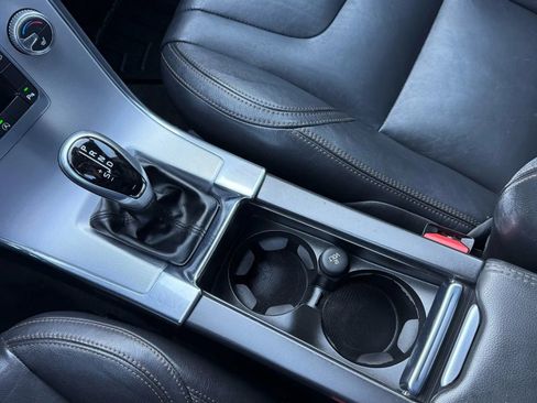 Used 2017 Volvo XC60 T6 Dynamic w/ Preferred Option Package image 23