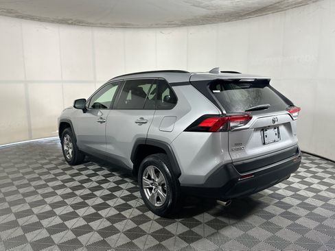 Used 2023 Toyota RAV4 XLE FWD image 5