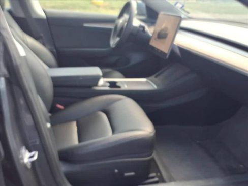 Used 2023 Tesla Model 3 Standard Range RWD image 19