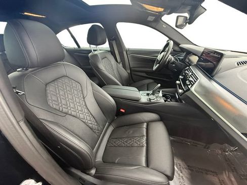 Used 2023 BMW 530e xDrive w/ Premium Package AWD/4WD image 22