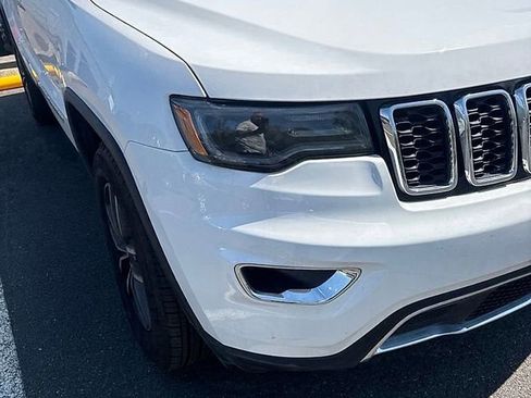 Used 2021 Jeep Grand Cherokee Limited w/ Premium Lighting Group AWD/4WD image 5