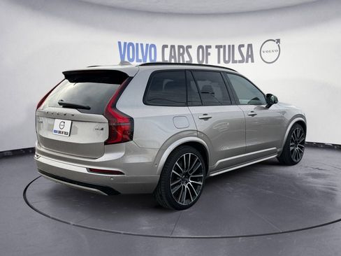 New 2026 Volvo XC90 B6 Ultra w/ Lounge Package image 5