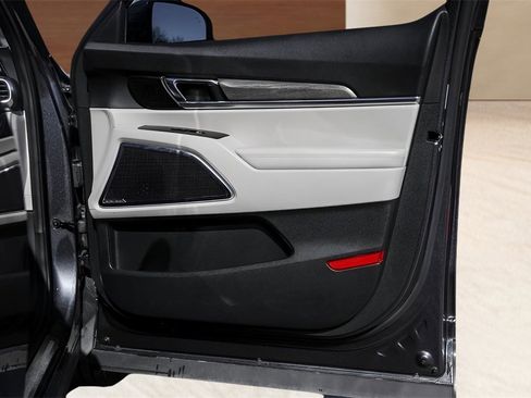 Used 2020 Kia Telluride SX w/ SX Prestige Package image 33