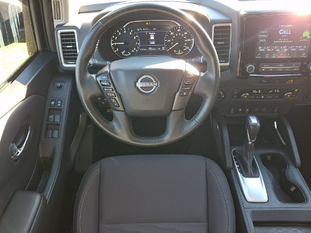Used 2024 Nissan Frontier SV w/ SV Convenience Package AWD/4WD image 3