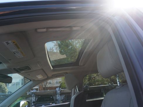 Used 2023 Honda CR-V EX image 8