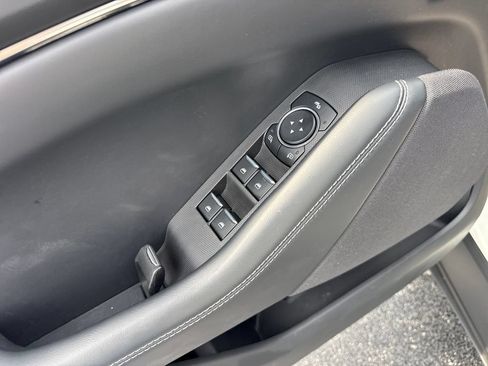 Used 2025 Ford Mustang Mach-E Select AWD/4WD image 27