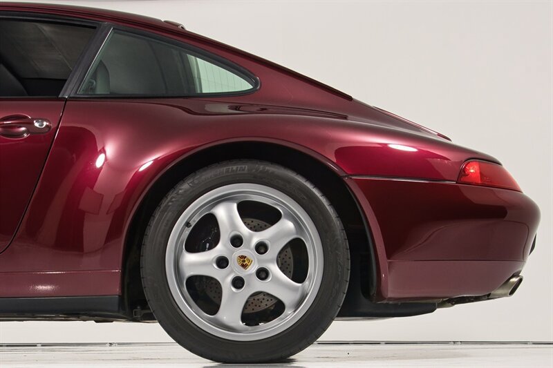Used 1996 Porsche 911 Carrera RWD image 6