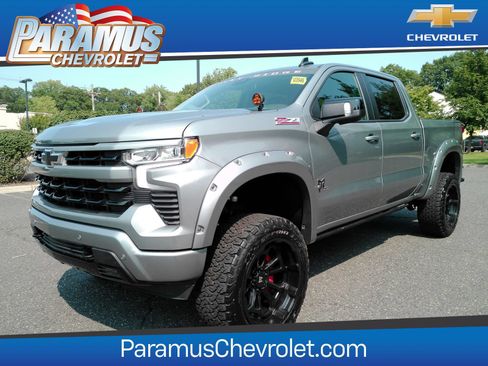 Used 2025 Chevrolet Silverado 1500 RST AWD/4WD image 1